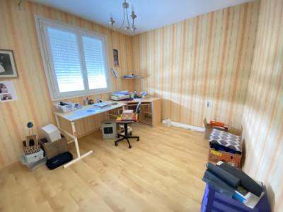 Detached Villa in Sought After Sector