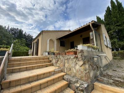 Villa In A Dominant Position with View Of The Pyrenees