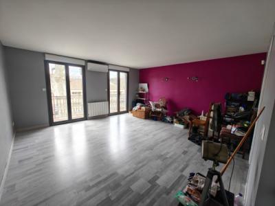 Large House With Garden In The Heart Of The Villag