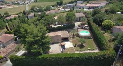 Detached House with View, Well-kept Exteriors, Quality Services