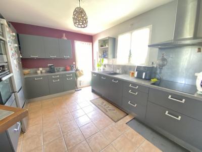 Detached House with View, Well-kept Exteriors, Quality Services