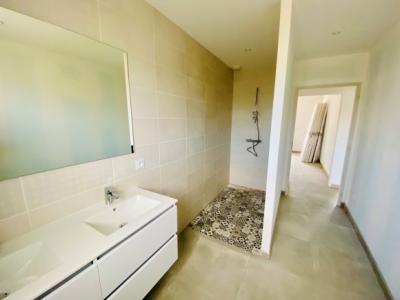 New Build Villa With Garden To Be Completed