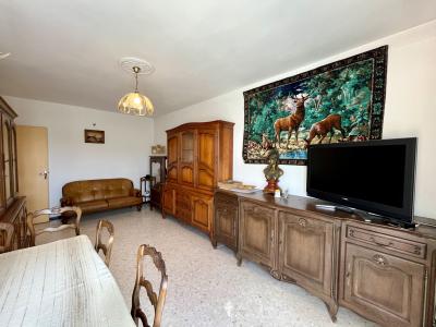 Apartment with Balcony and Garage