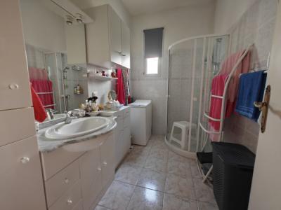 Detached Villa With Garden And Garage