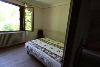 Country House With 1.8 Hectares of Land