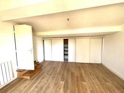 Fully Renovated Detached House with Pool