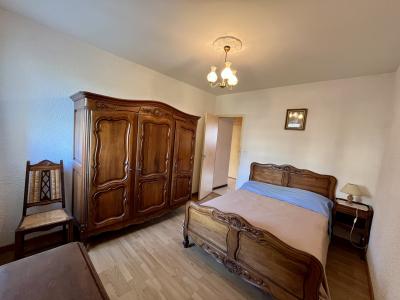 Apartment with Balcony and Garage