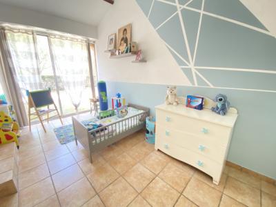 Detached House with View, Well-kept Exteriors, Quality Services