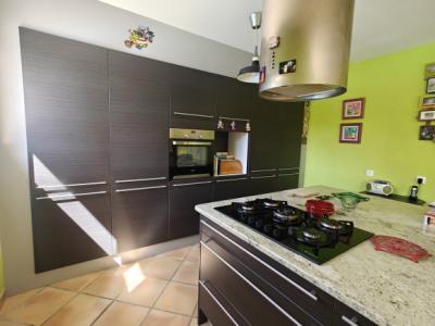 Detached Villa With Swimming Pool and Stunning View