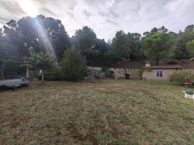 Detached House with Pool and Open Views