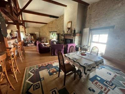 Former Stable Converted Into A Loft With Adjoining Garden