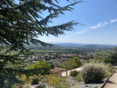 Detached Villa, Swimming Pool, Garage And Terraces