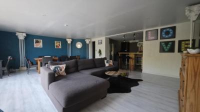 Detached Country Villa with Pool and Open Views