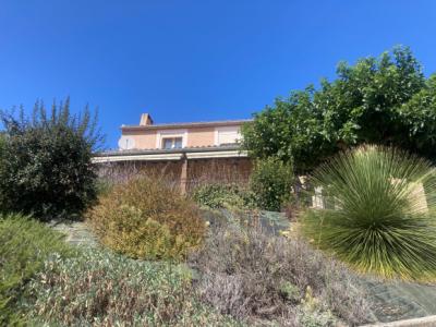 Detached Villa, Swimming Pool, Garage And Terraces