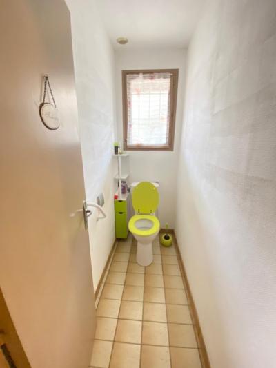 Detached Villa With Garden