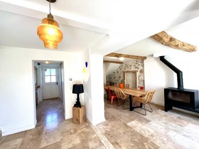 Fully Renovated Detached House with Pool