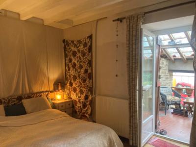 Renovated House With Garden in Black Mountain Sector