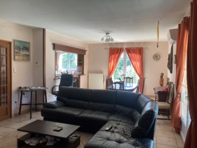 Detached Villa With Garage, Swimming Pool & Pool House