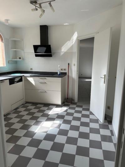 Detached House with Tower and Garden