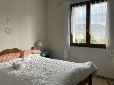 Detached House with Pool and Open Views