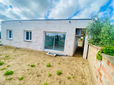 New Build Villa With Garden To Be Completed
