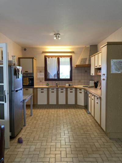 Detached House with Pool and Open Views