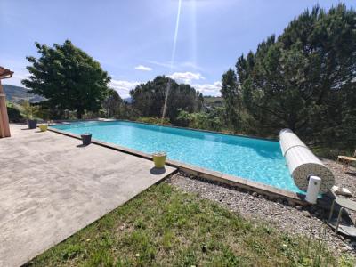 Detached Villa With Swimming Pool and Stunning View
