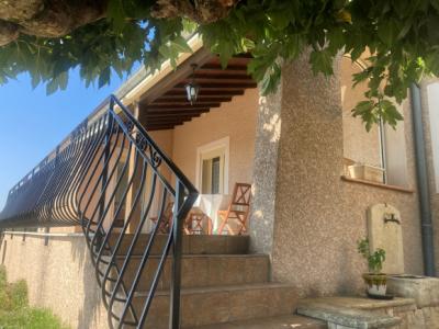 Detached Villa, Swimming Pool, Garage And Terraces