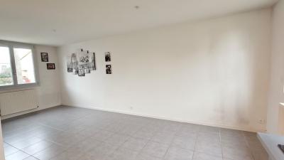 Town House with Nice Accommodation