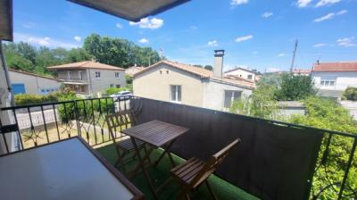 Detached Villa Just Renovated with Garden