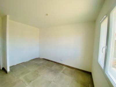 New Build Villa With Garden To Be Completed