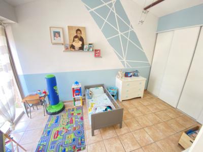 Detached House with View, Well-kept Exteriors, Quality Services