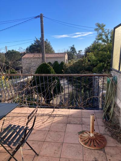 Contemporary Detached House with Swimming Pool
