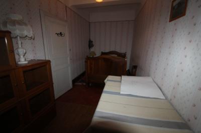 Habitable Large House to Improve