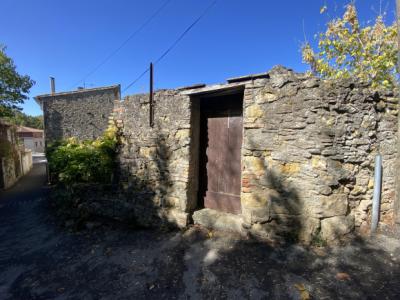 Building With Garden with View of the Chateau