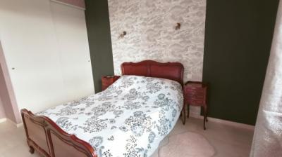 Detached House with Garden, Lovely Family Home