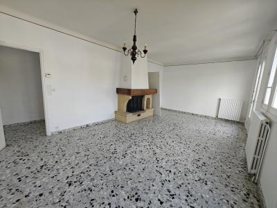 Detached House with Workshop and Garage