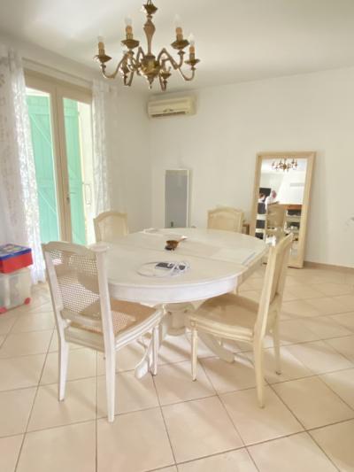 Detached Villa in Sought After Sector