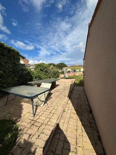 Detached House with Tower and Garden