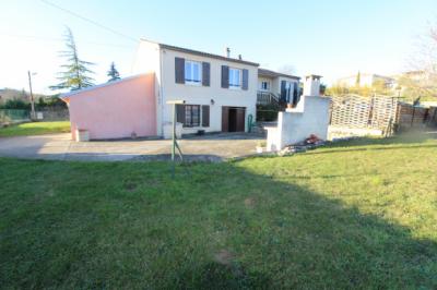 Detached Villa with Garage and Workshop