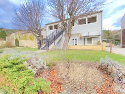 Detached Villa with a Renovated Farmhouse