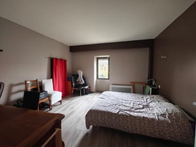 Large House With Garden In The Heart Of The Villag