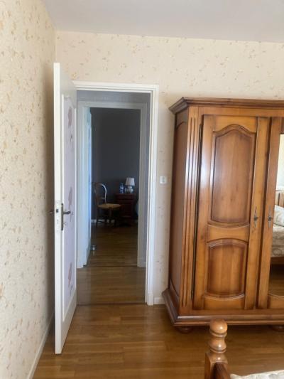 Detached Villa, Swimming Pool, Garage And Terraces