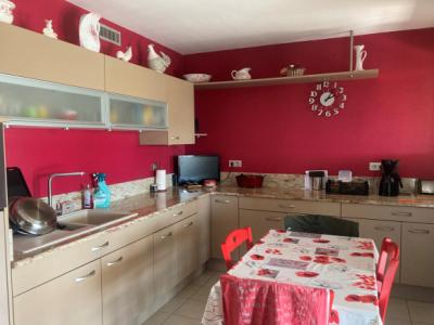 Detached Villa, Swimming Pool, Garage And Terraces