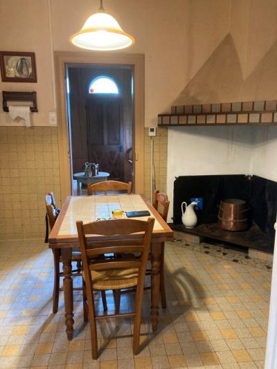 Large House With Garden in Good General Condition