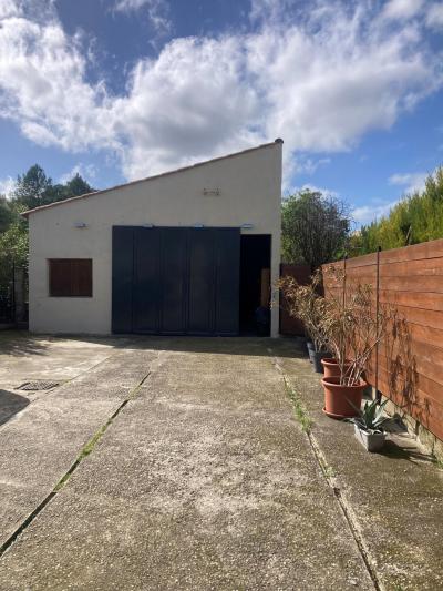 Superb Detached Villa with Swimming Pool