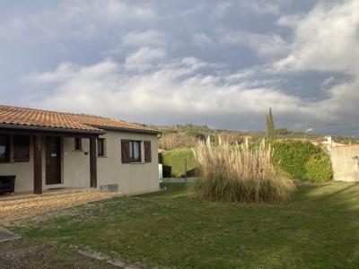 Detached House with Pool and Open Views