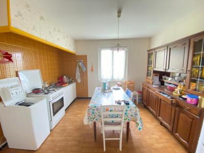 Lovely Cottage in Sought-After Area