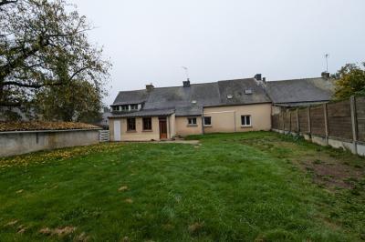 Traditional House with Garden