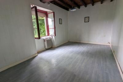 Detached Country House with Garden